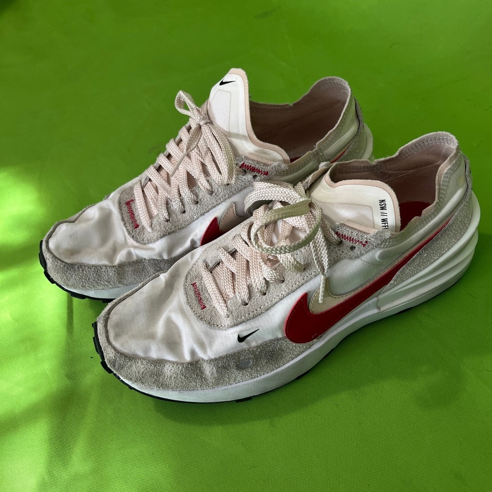 Nike Waffle One SE Sail University Red Women's Size 9 Sneakers